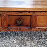 Breton table