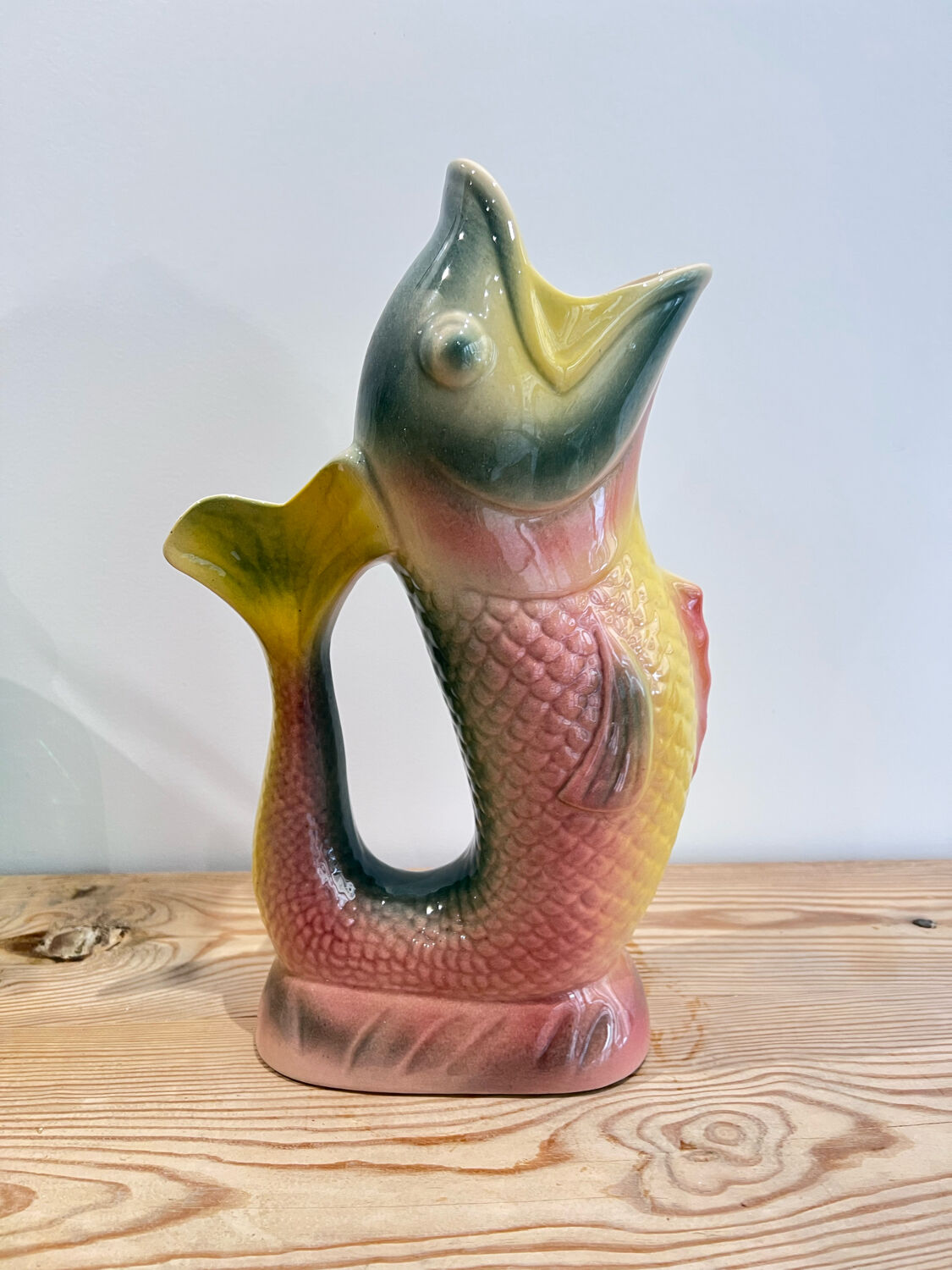 Vintage slurry fish decanter