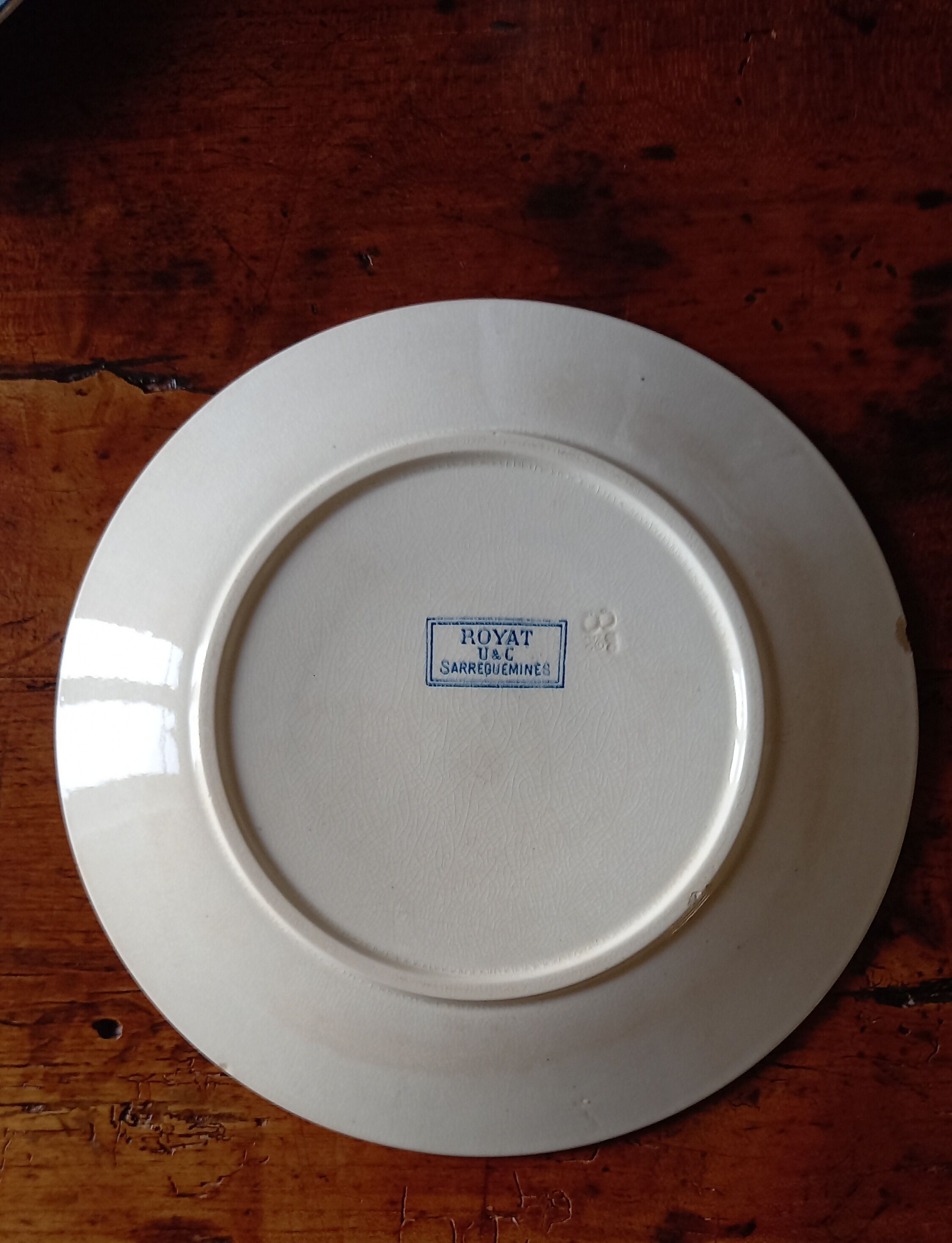 6 flat plates Sarreguemines Utzschneider & Cie model Royat