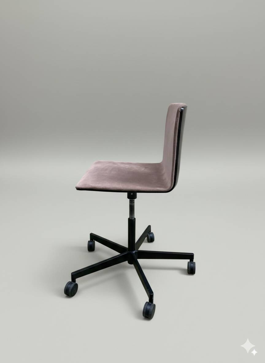 Pedrali Noa 727/4 office chair — contemporary Italian design