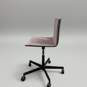 Chaise de bureau Pedrali Noa 727/4 — design italien contemporain