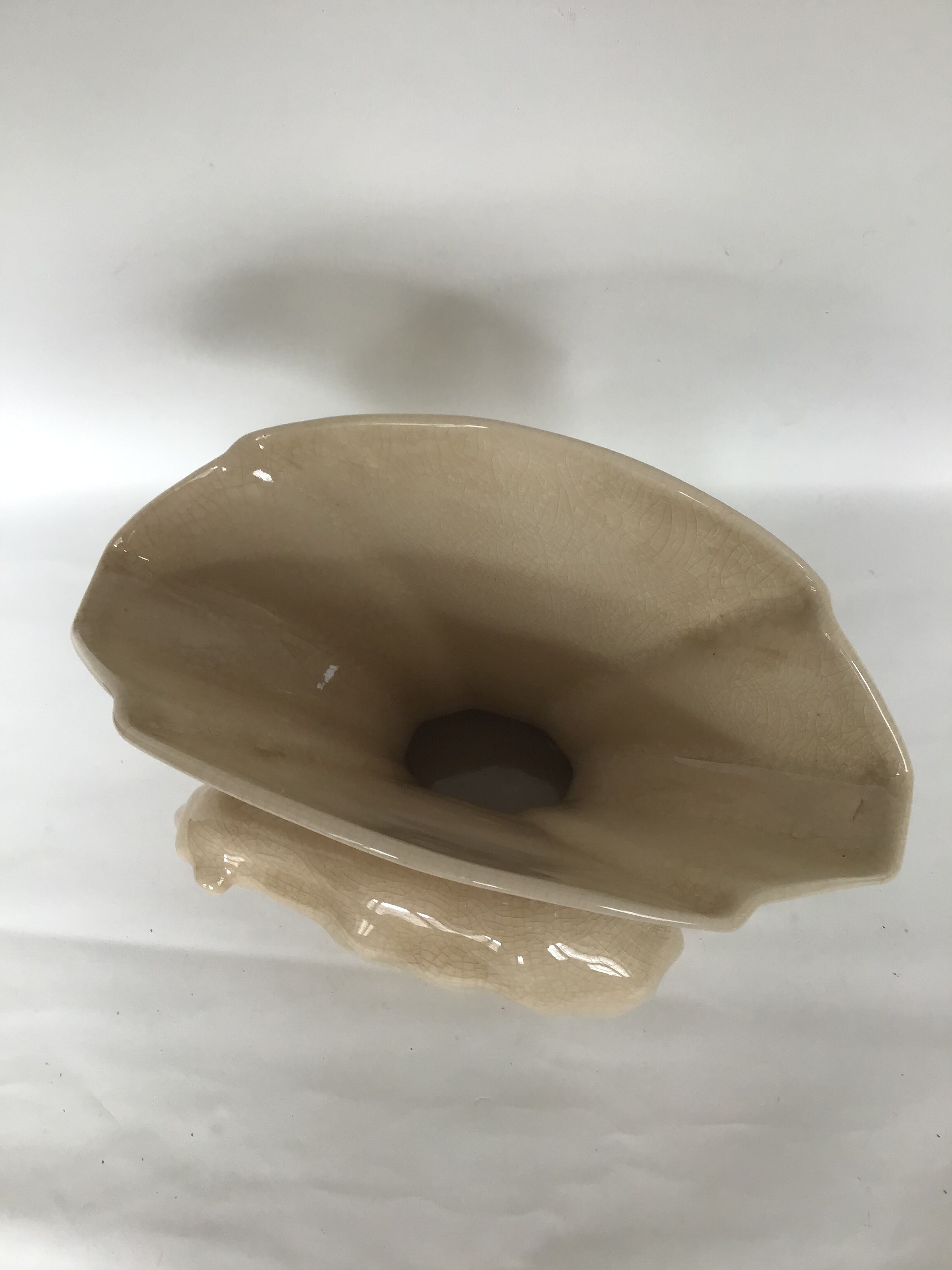 Art deco cracked vase