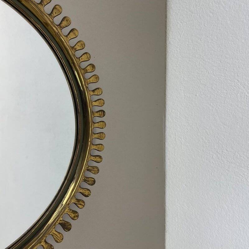 Miroir mural en laiton par Vereinigte Werkstätten, 1950