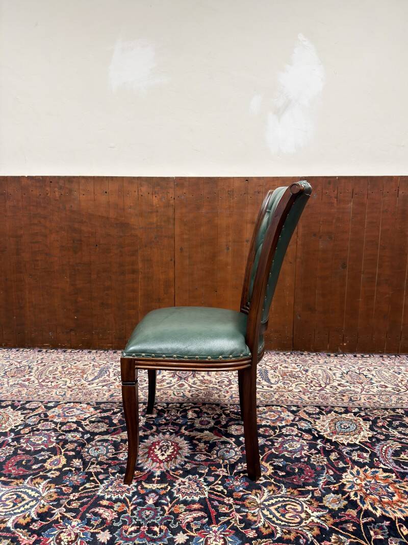 Fauteuil Chesterfield classique anglais