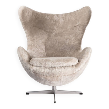 Vintage Egg Chair – Arne Jacobsen
