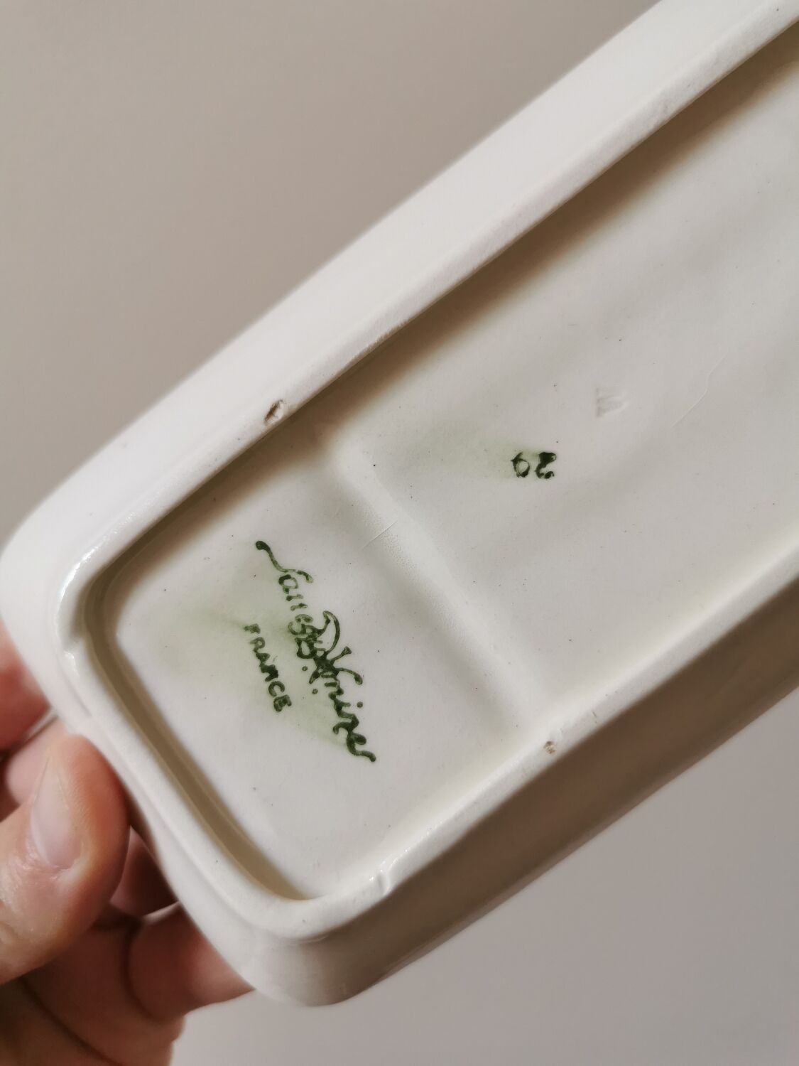 Vintage comb holder Sarreguemines