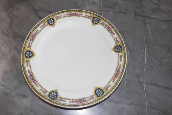 Service à dessert en porcelaine de Limoges