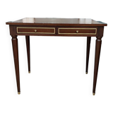 Petit bureau en bois