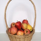 Braided wicker fruit basket