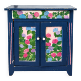 Petit buffet parisien peint bleu à décor d’hortensias