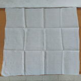 Six serviettes de table anciennes damassées