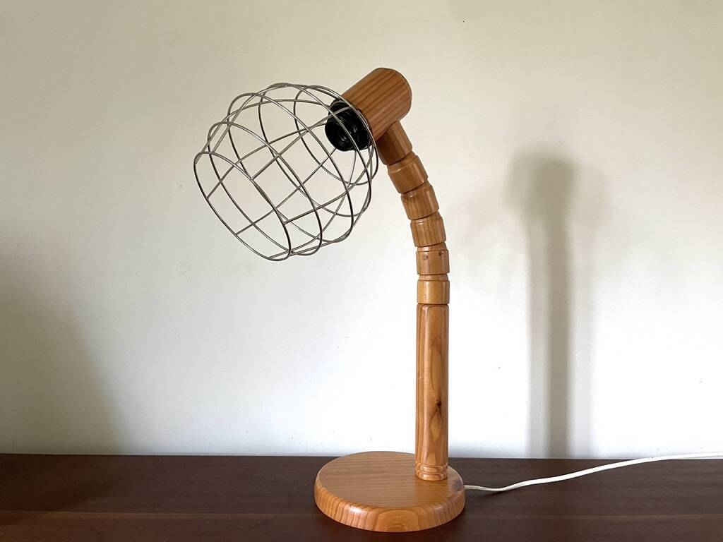 SOLBACKENS SVARVERI desk lamp