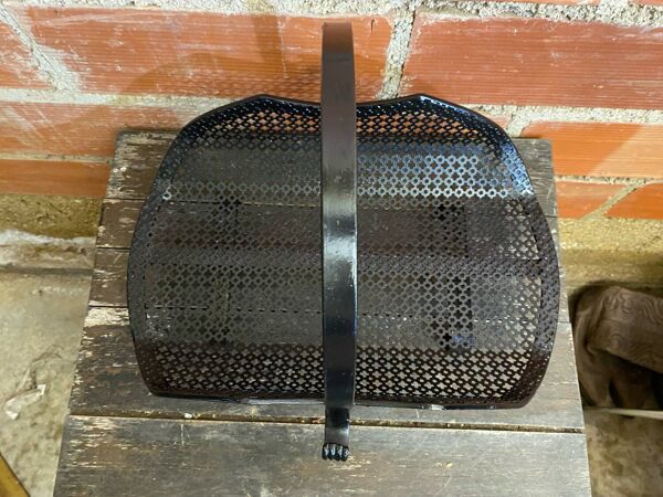 Porte Bûches Ancien Cheminée Fer Forgé + Tôle Perforé Noir Vintage #D6