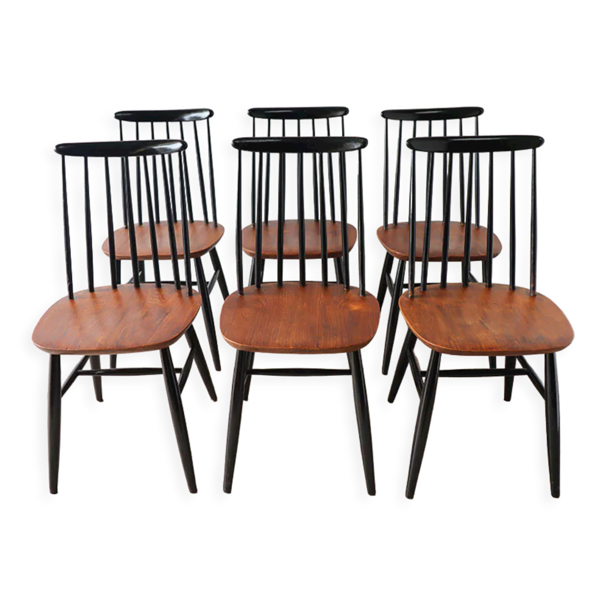 Series of 6 vintage wooden chairs circa 1960