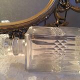 Paire de carafes en verre et cristal