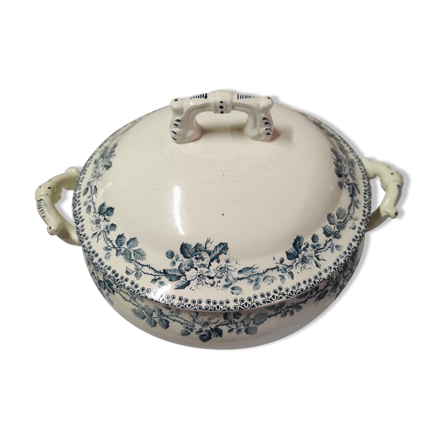 Iron Earth tureen Debray model Guadeloupe