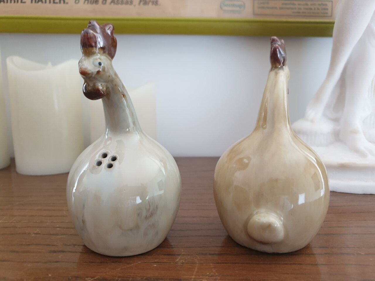 Salt and pepper shaker
