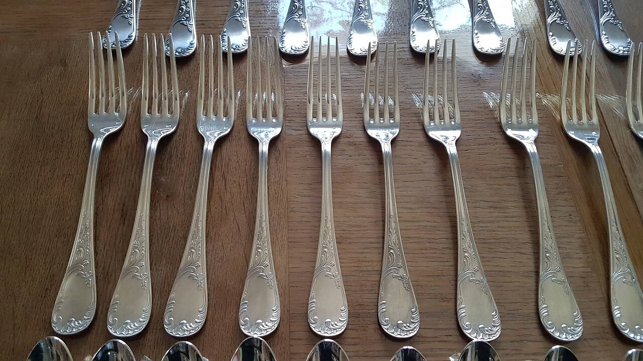 Ménagère en Argent 36 pièces