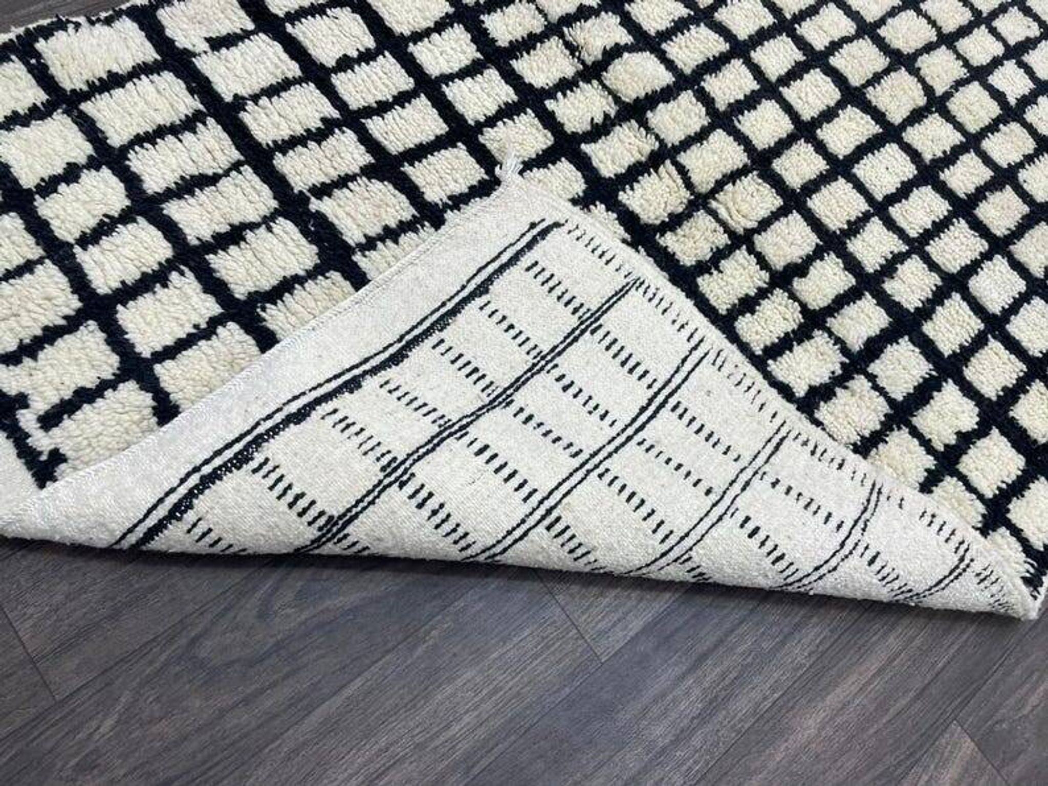 Tapis bérbere fait main traditionnelle 250cmx150cm