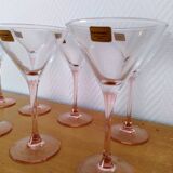 8 Luminarc pink cocktail glasses