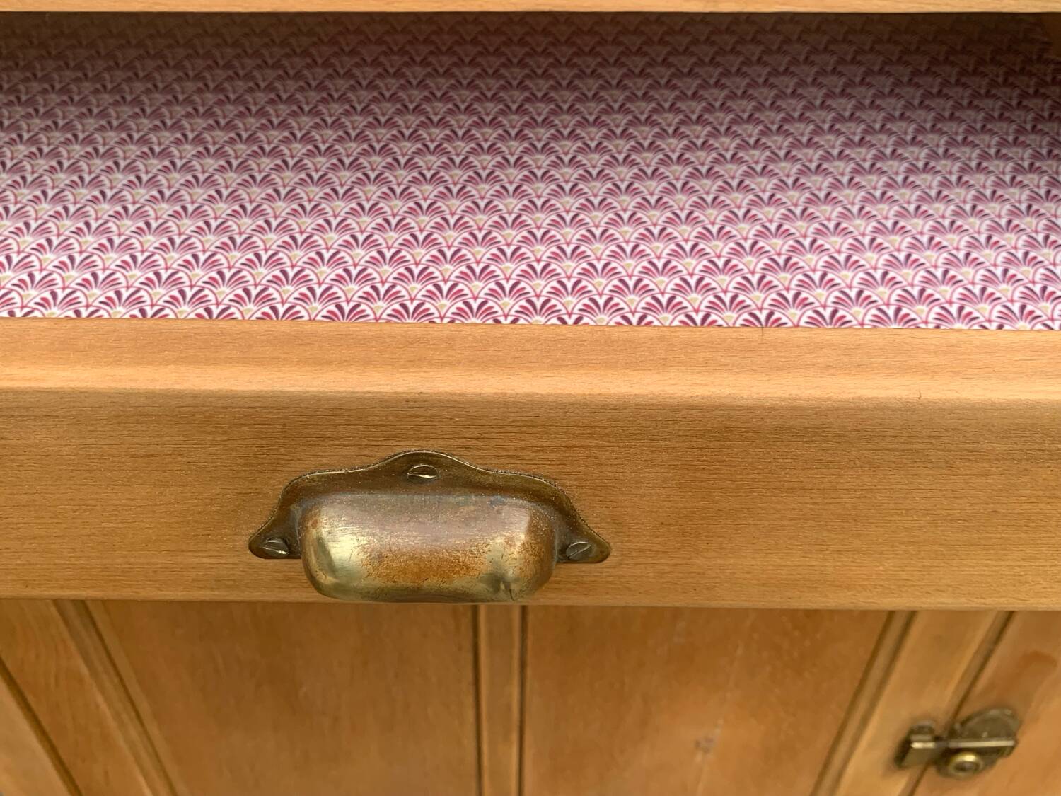 Grand Parisian buffet with billot and butterfly hinges, raw wood, 1930.
