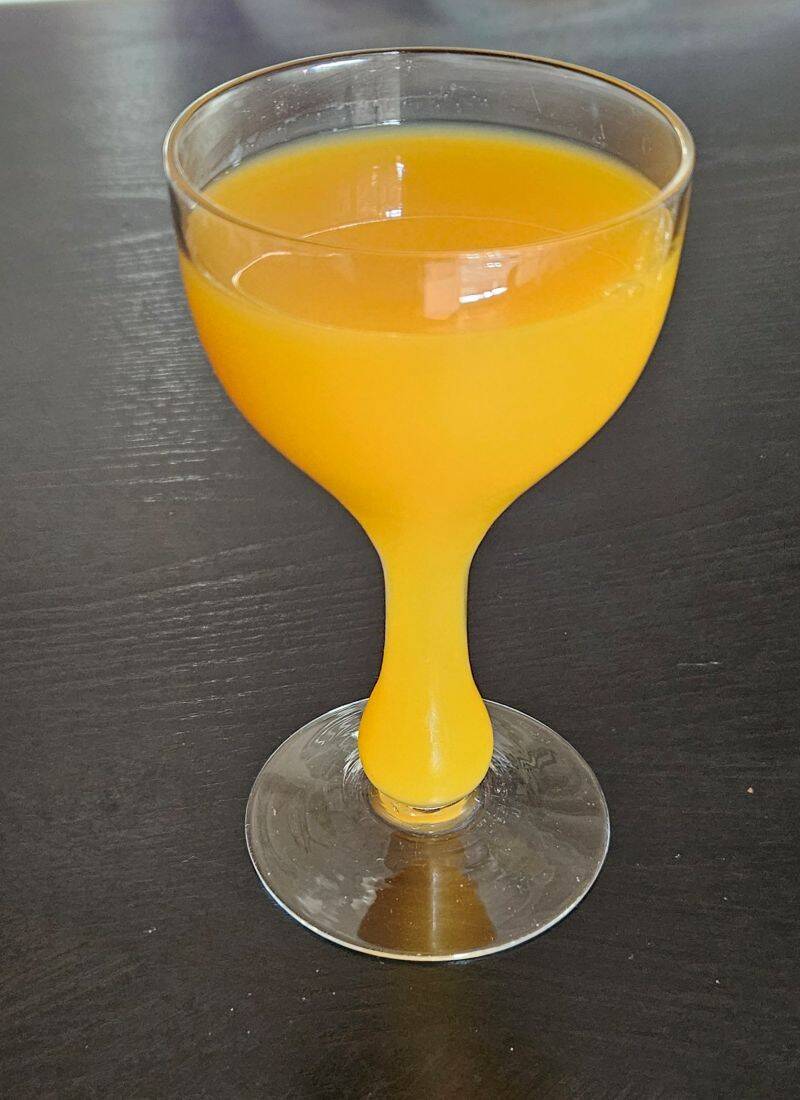 Set of 6 Champagne Coupes with Hollow Base