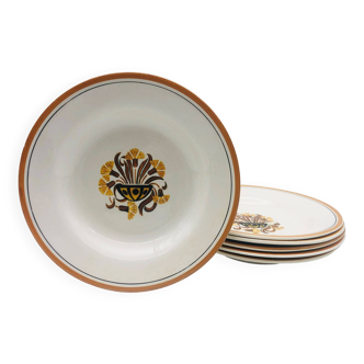 6 Deep Plates, Creil and Montereau – Carnation model.