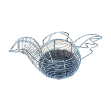 Chicken shaped egg basket