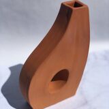 Vase plat faïence rouge fait-main