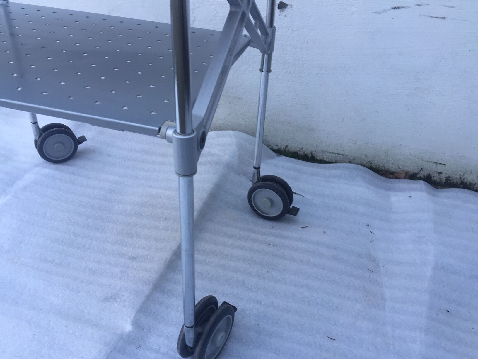 Dessert, trolley model "oxo" by Antonio Citterio for Kartel