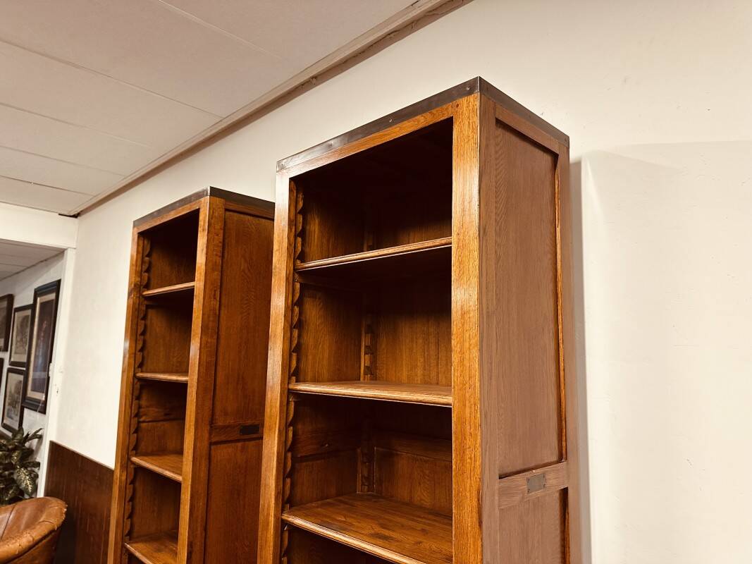 Classic English Eichholtz Bookcase