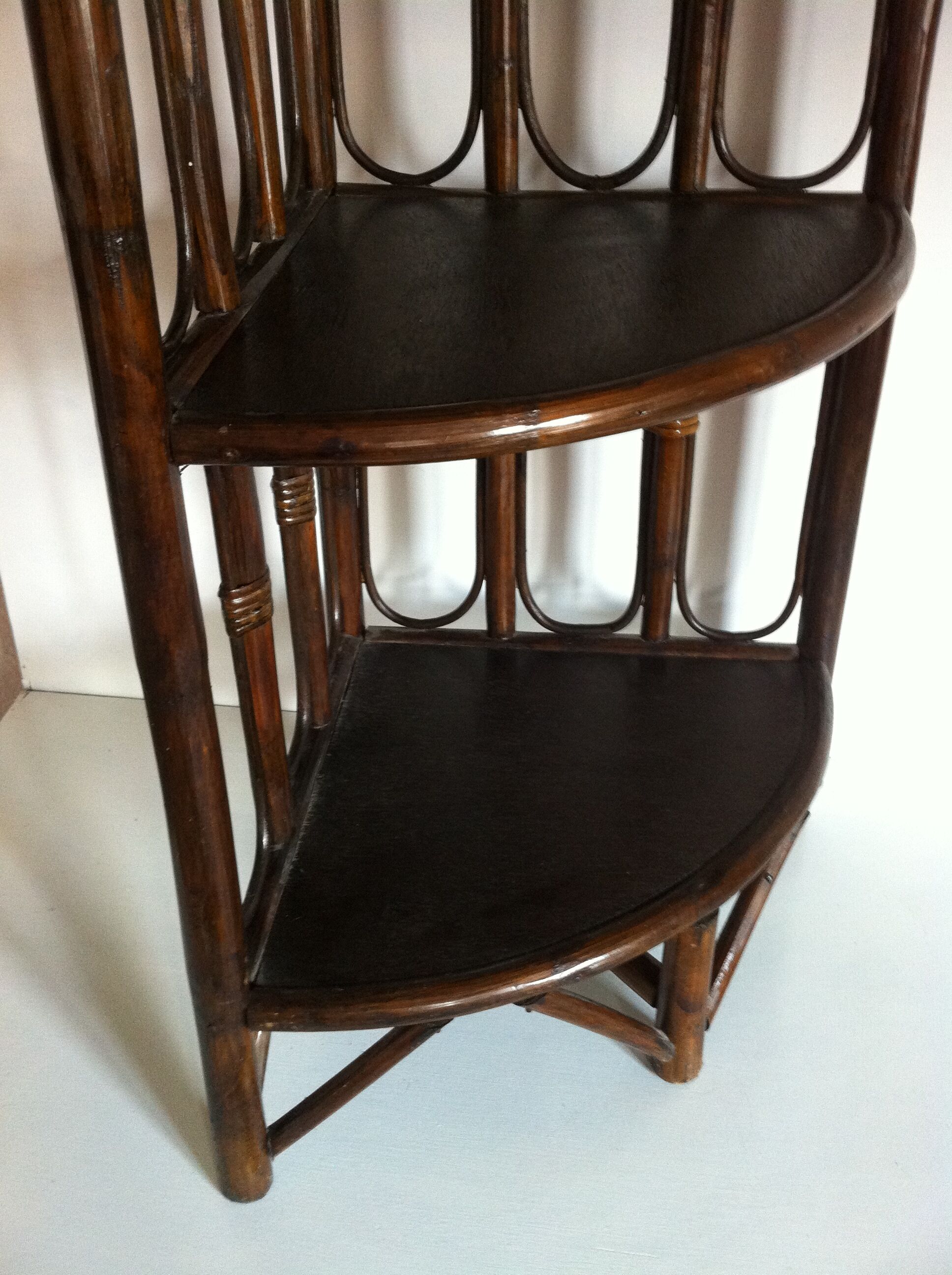 Vintage corner shelf in rattan