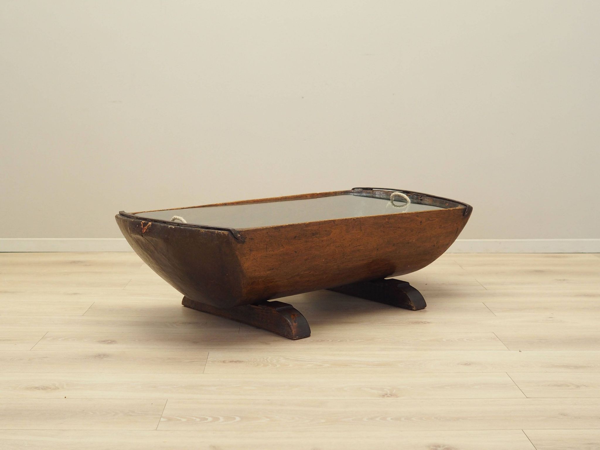 Pine coffee table, Italian design, 1960s, production: Italy