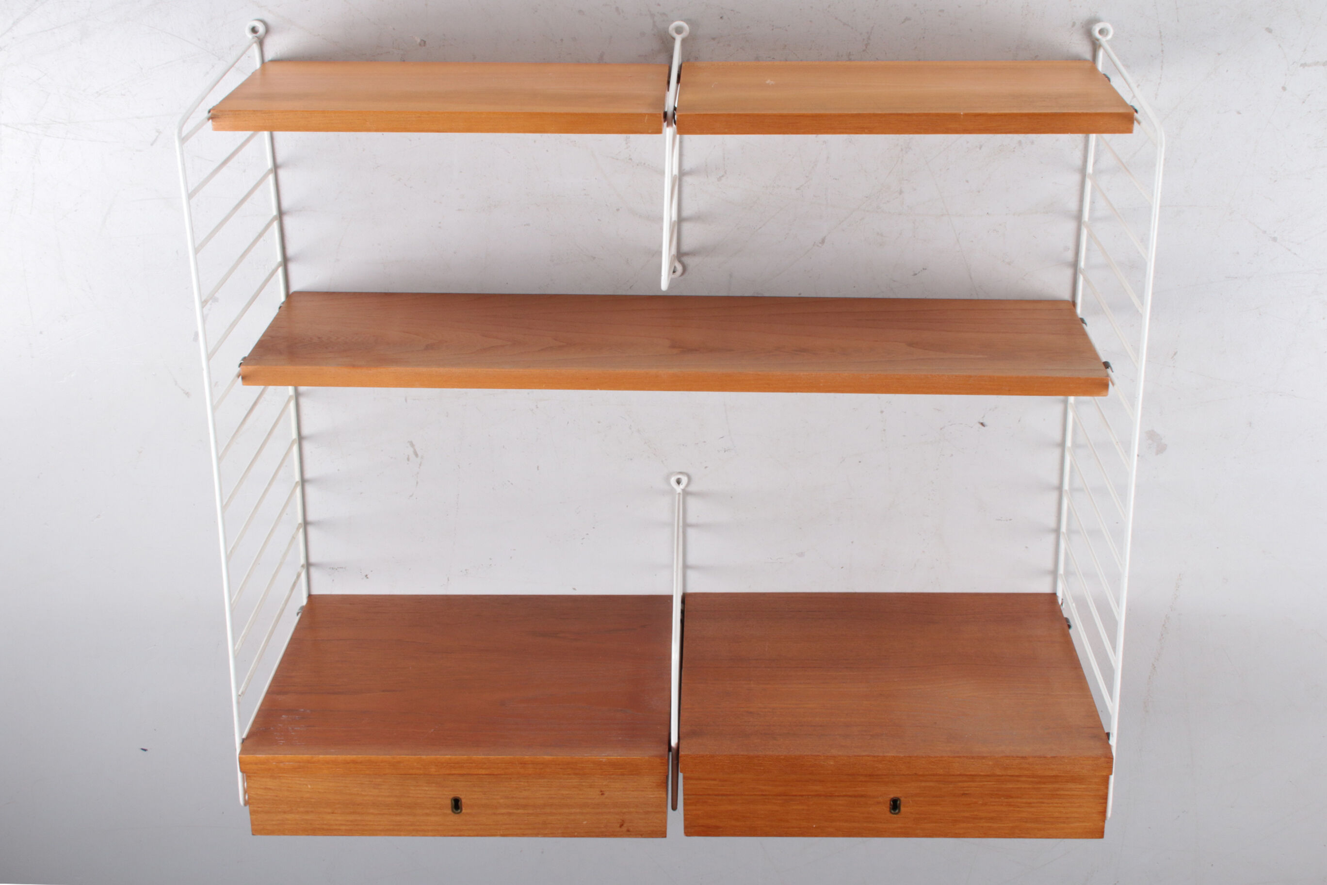 Ladder shelf wall unit by Nisse Strinning for String Design AB, 1950s
