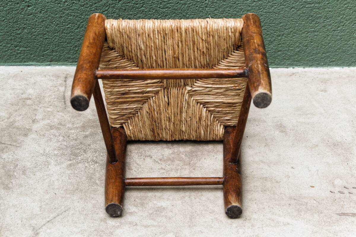 Straw children's chair