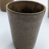 4 stoneware cups