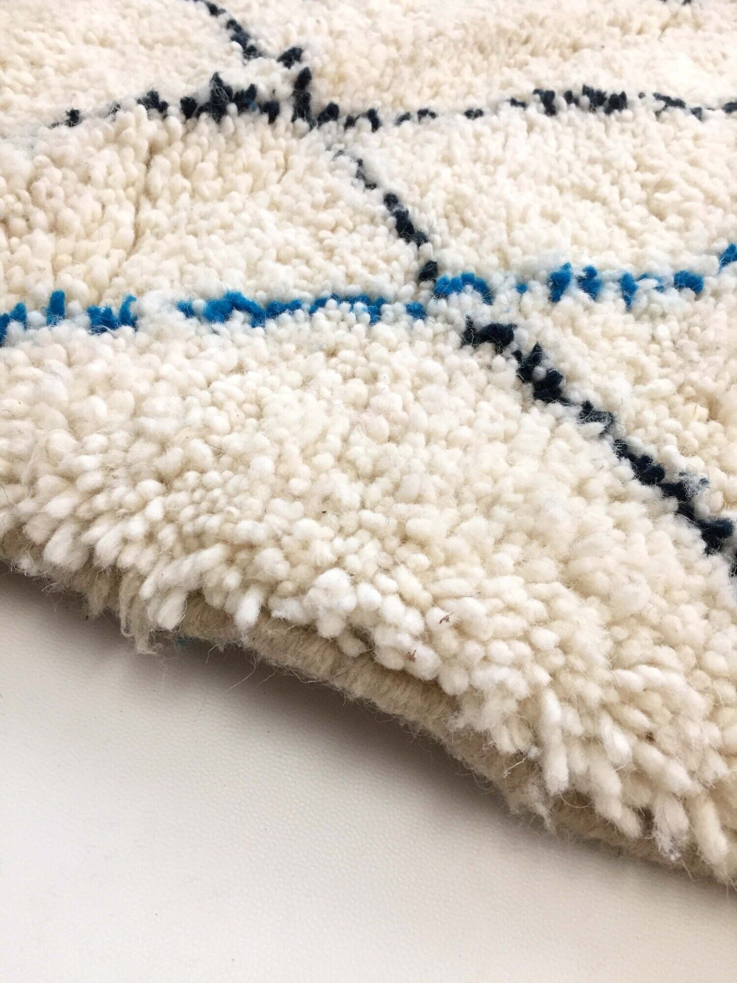 Moroccan Berber carpet blessed ouarain ecru with colored lines 236x160cm