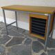 Bureau enfant vintage en bois et pied métal