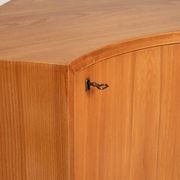 Cabinet d'angle en orme scandinave, milieu du siècle
