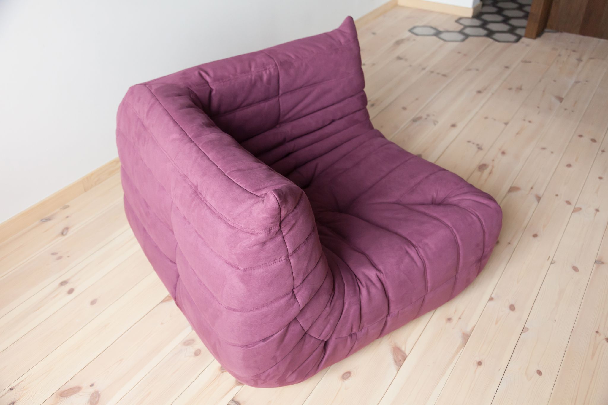 Togo armchair model designed by Michel Ducaroy 1973