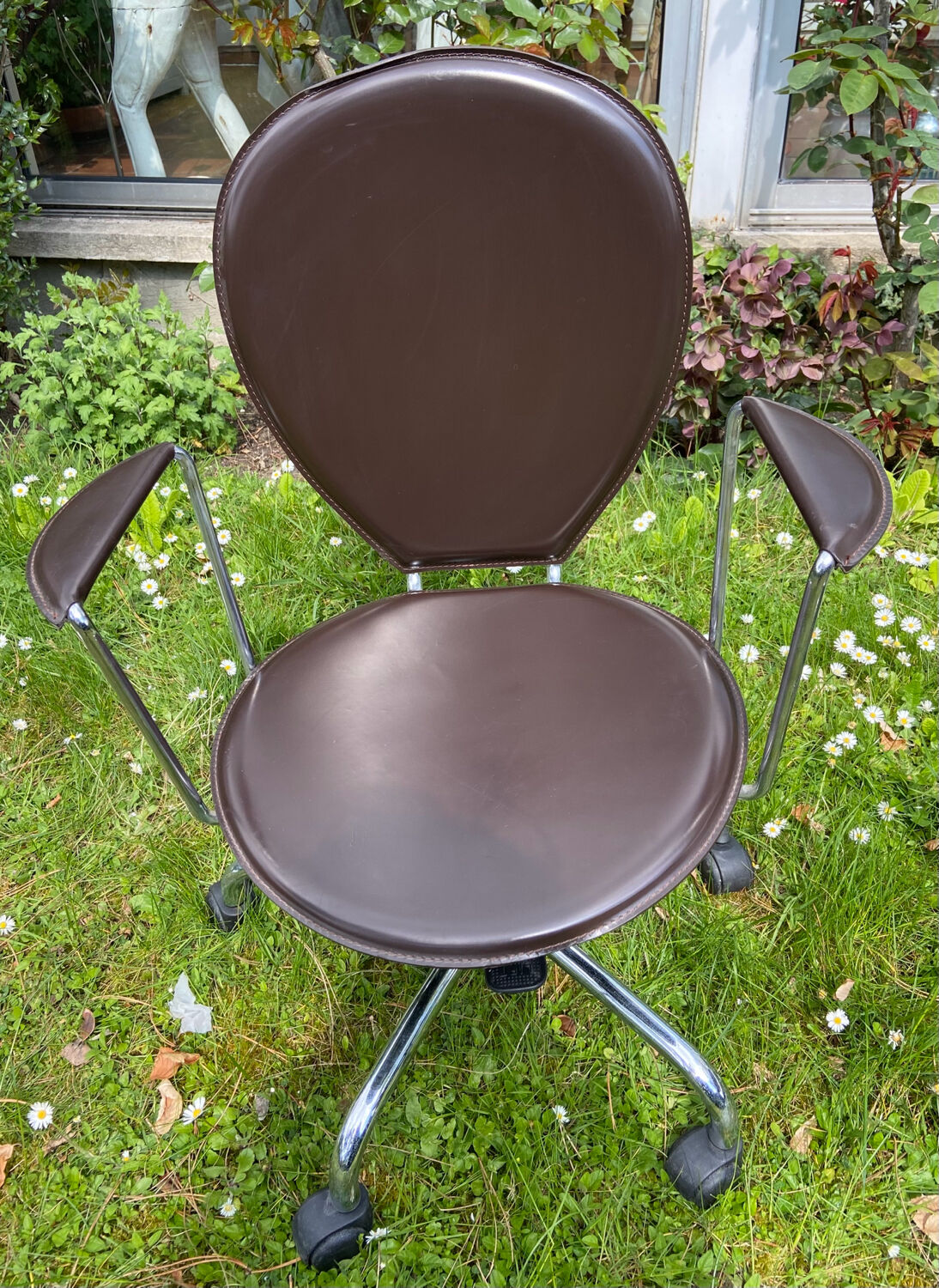 Italian design chairs Effezeta leather