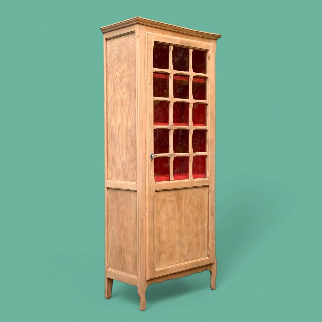 Armoire bonnetière parisienne vintage bois brut