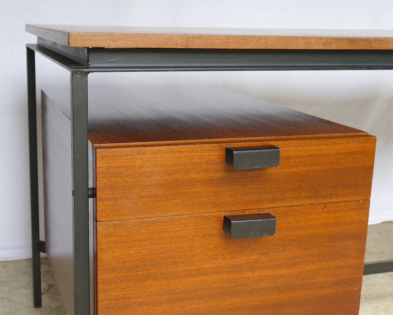 Office CM172 by Pierre Paulin 1950