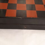 Chess in chinese lacquer red and black, chinese parts