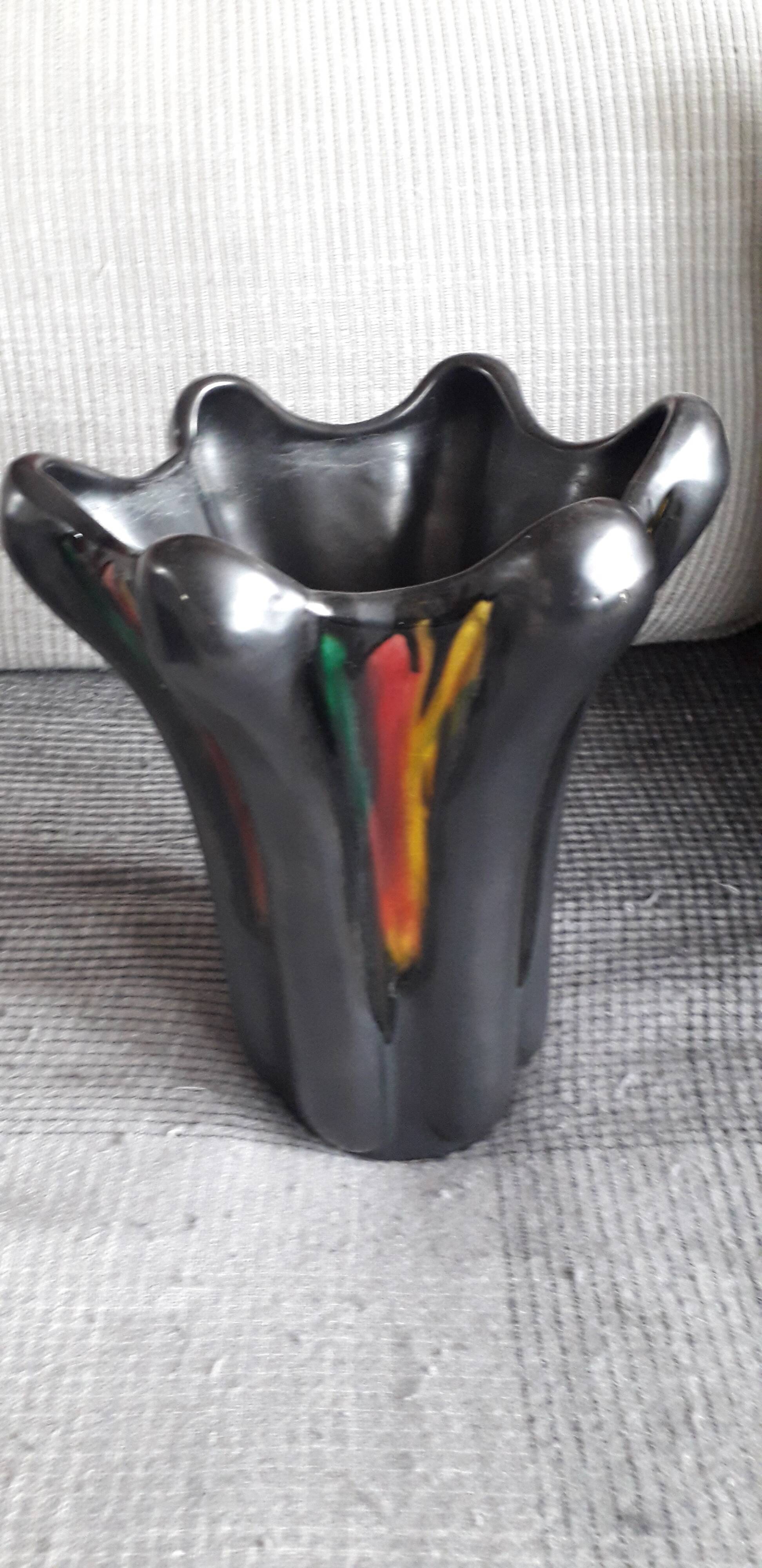 Very original vintage vase signed