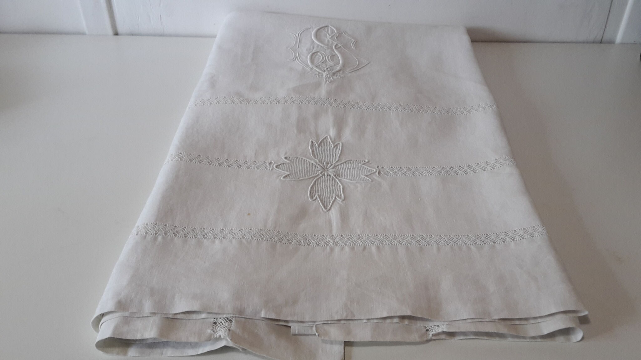 Sheet in XIX linen thread