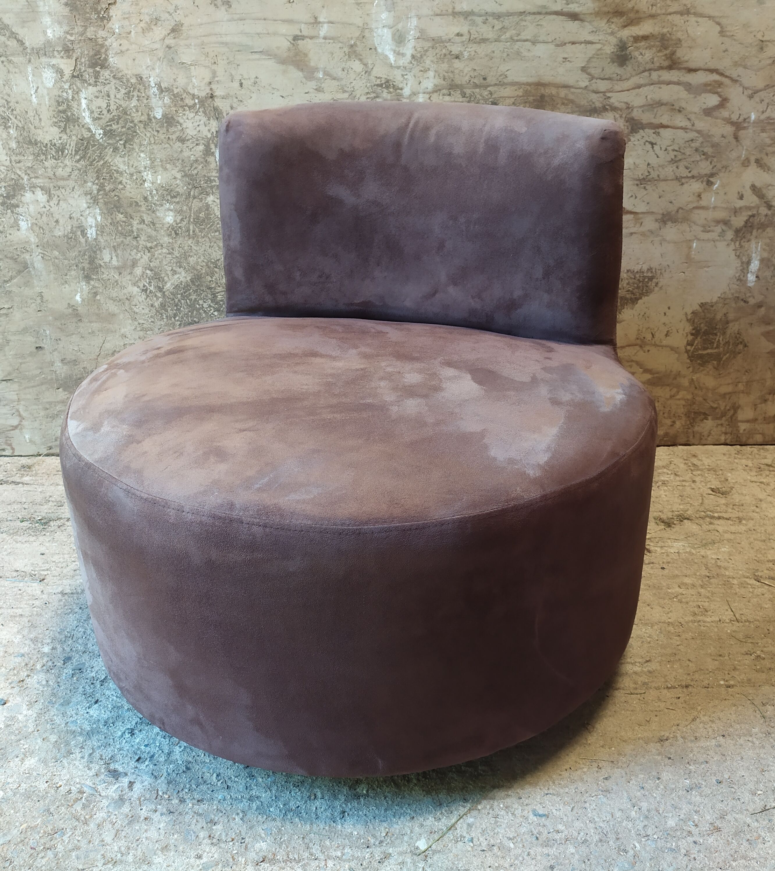 Swivel chair