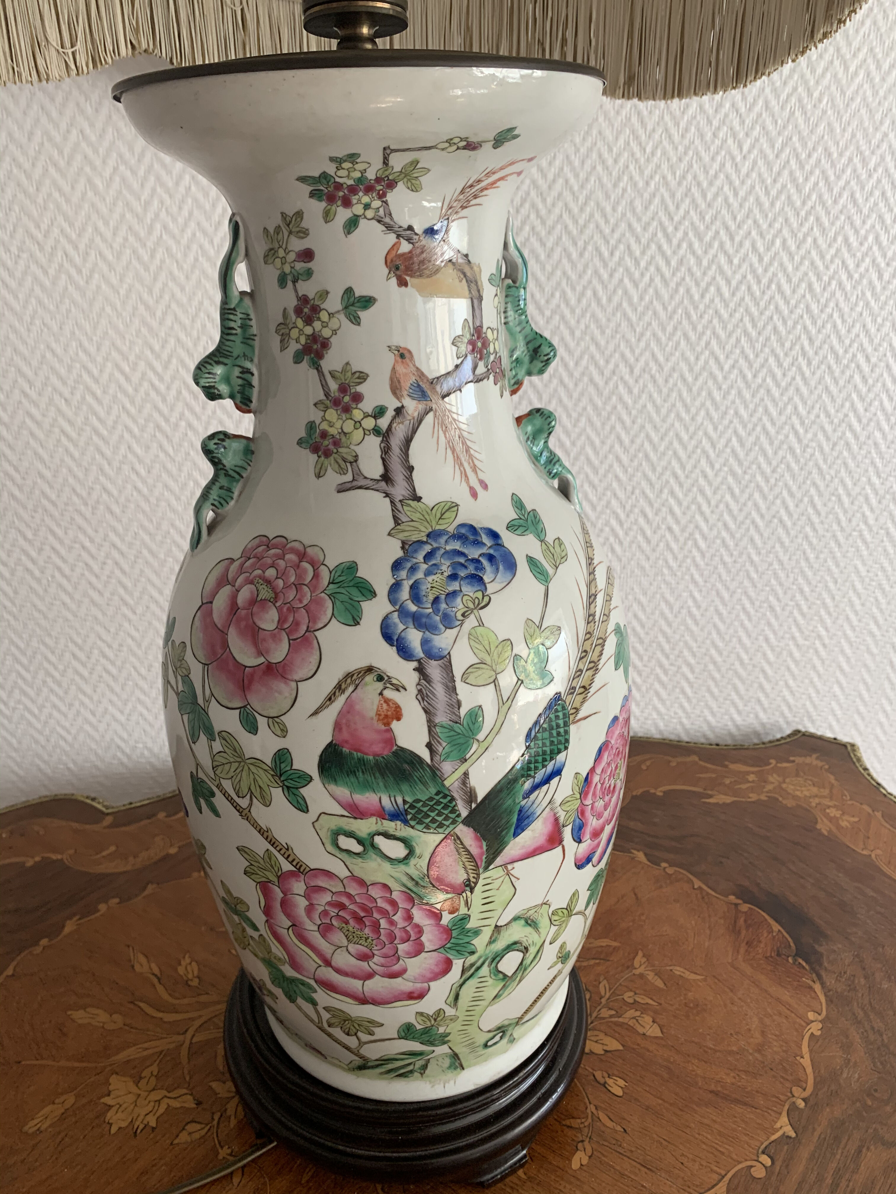 Vintage Chinese lamp