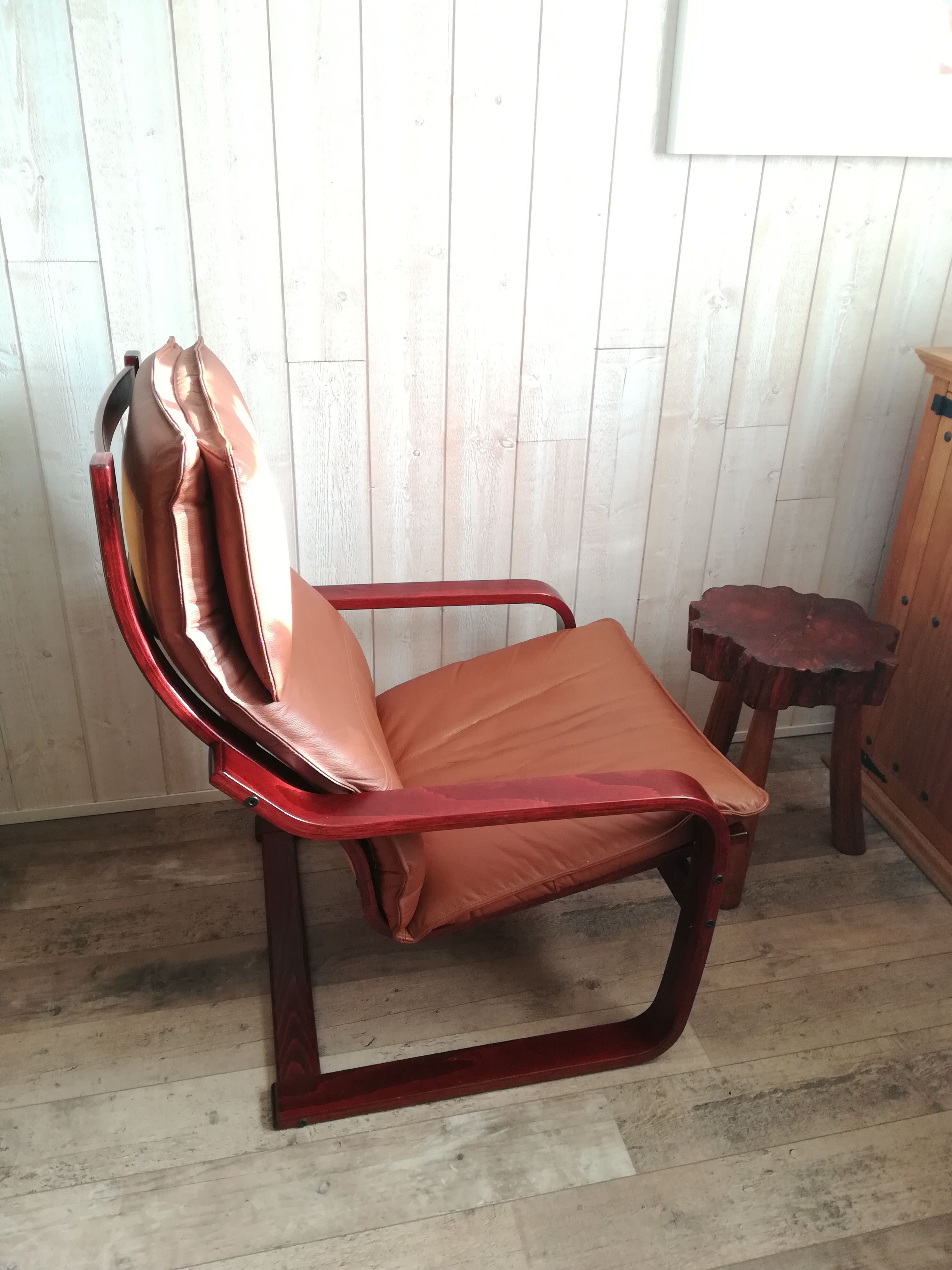 Fauteuil "Poang" par Noboru Nakamura
