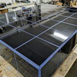 Table basse carrelage noir et joint bleu nuit